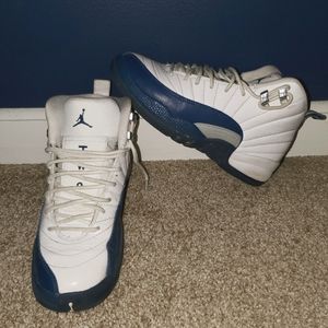 Boys used Jordan's size 5